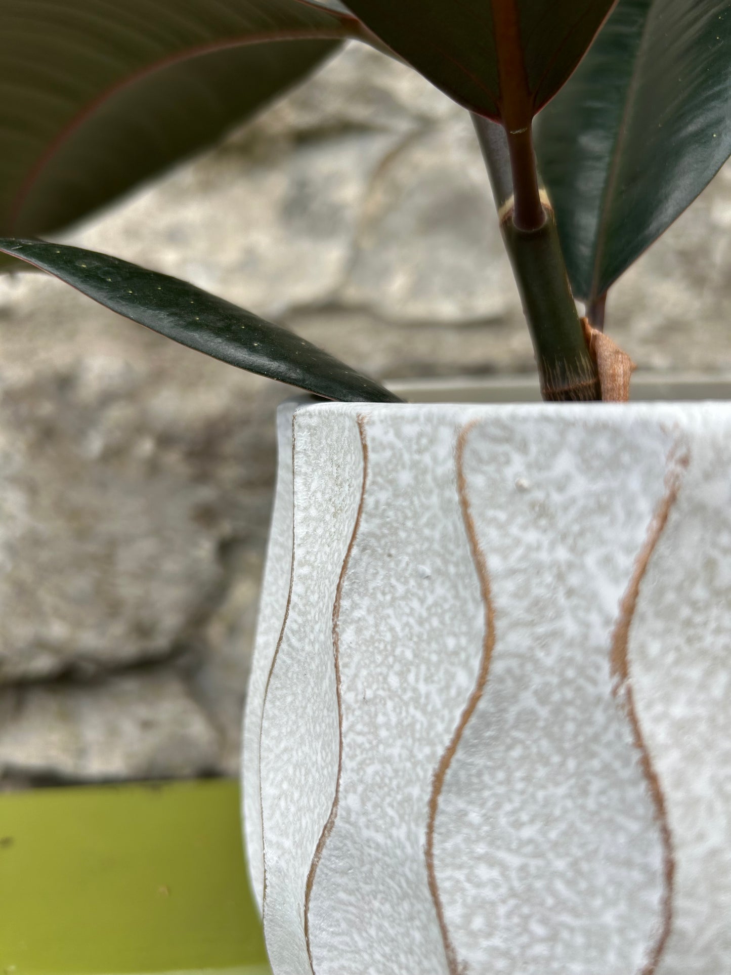 Ceramic 'Wave' Planter (S/M)