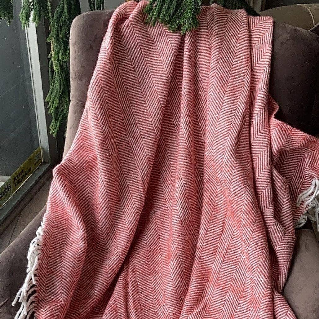 Herringbone Throw Blanket - Powder
