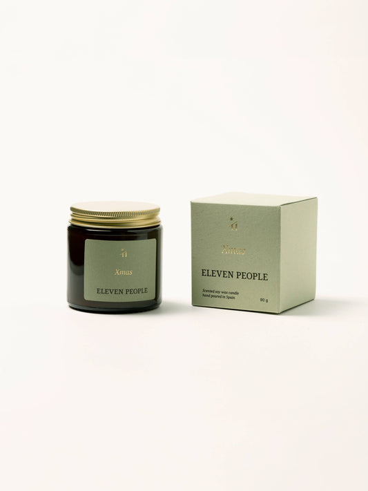 Xmas Christmas Candle Cedar, oak moss, rose and apple