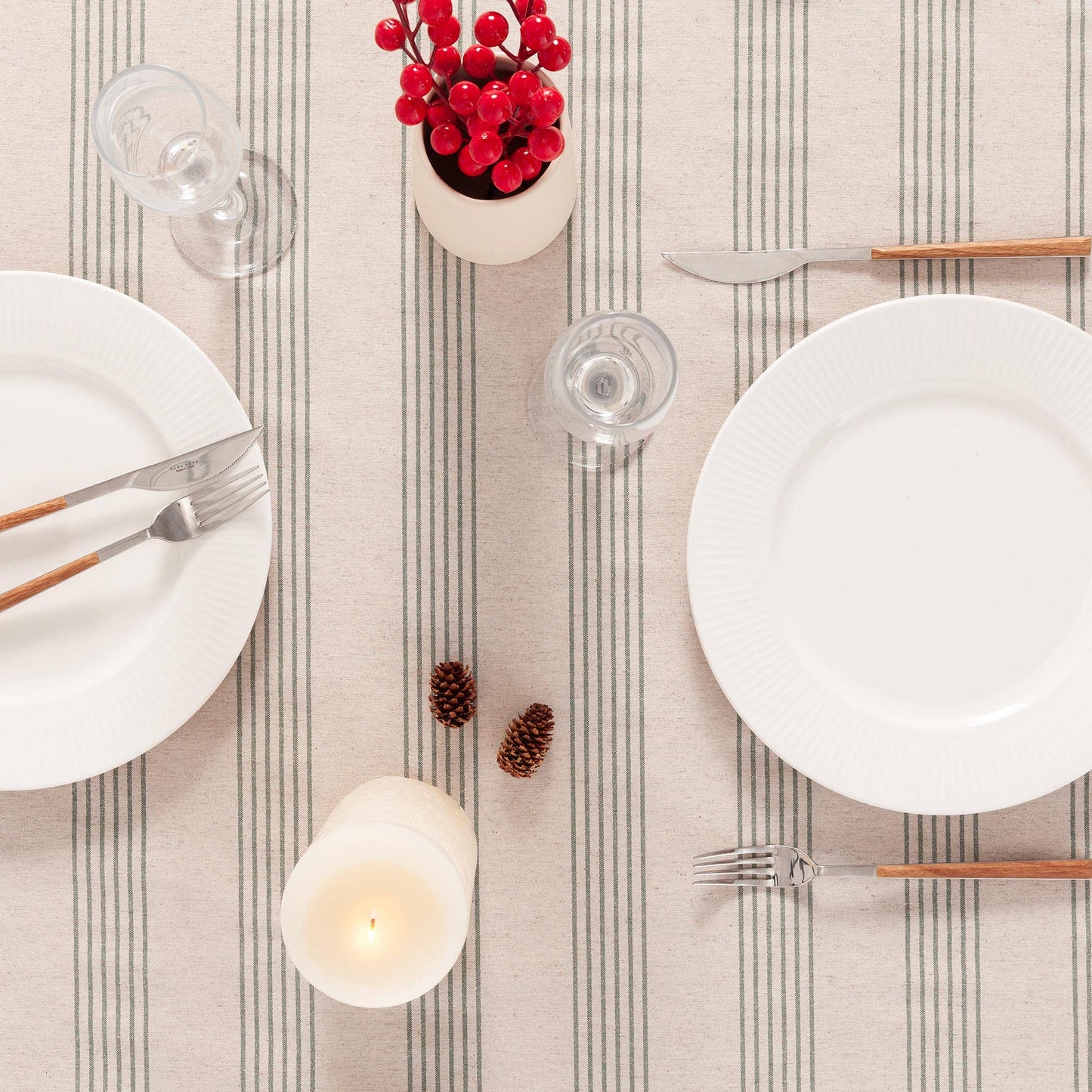 Soft Linen Jacquard Tablecloth – Green Stripes
