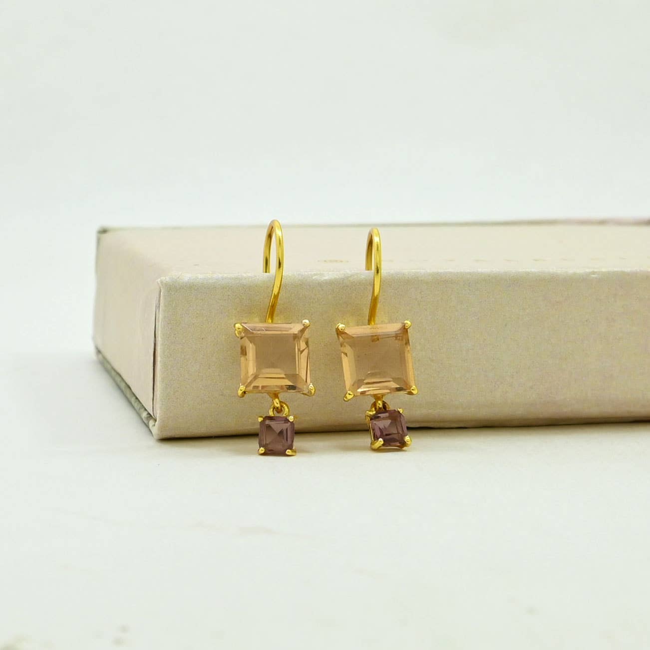 Jara Earrings - Morganite & Rhodolite