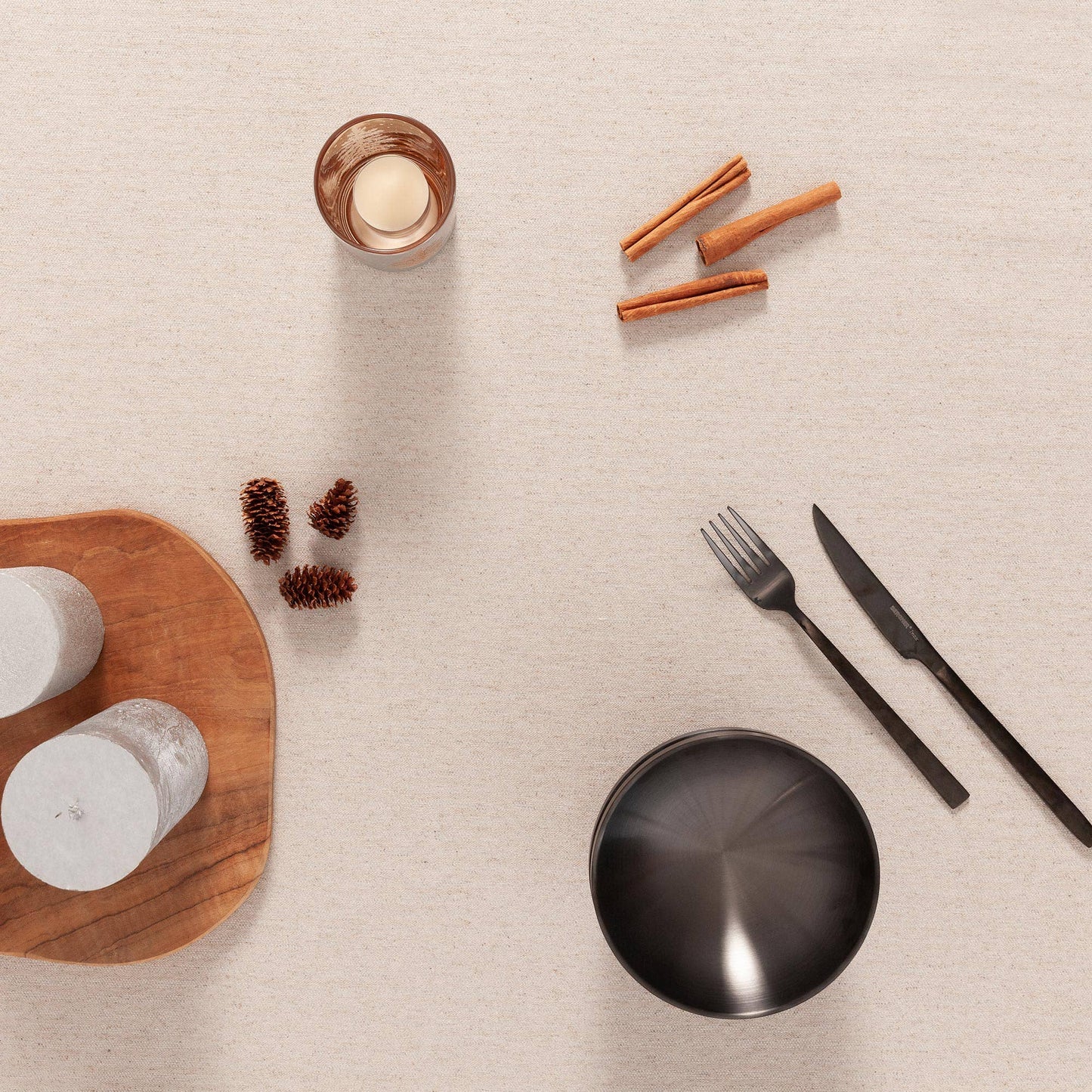 Soft Linen Jacquard Tablecloth – Natural