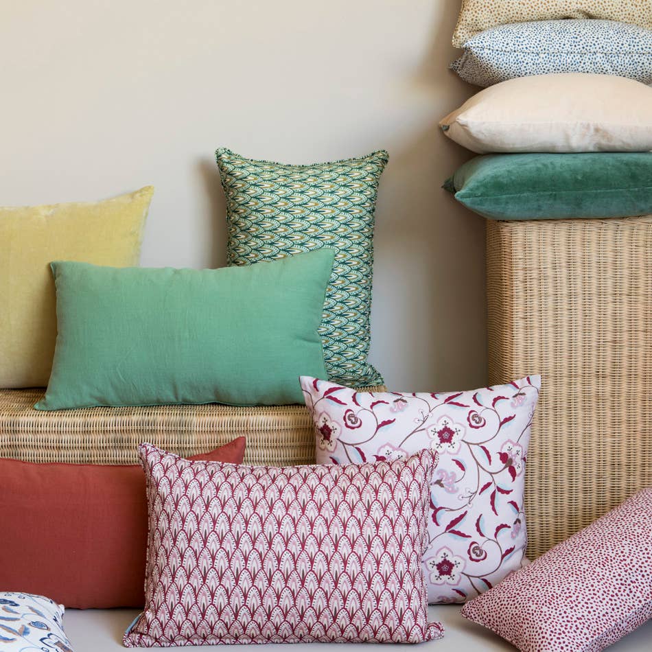 Rose Orlinda Arch Cushion