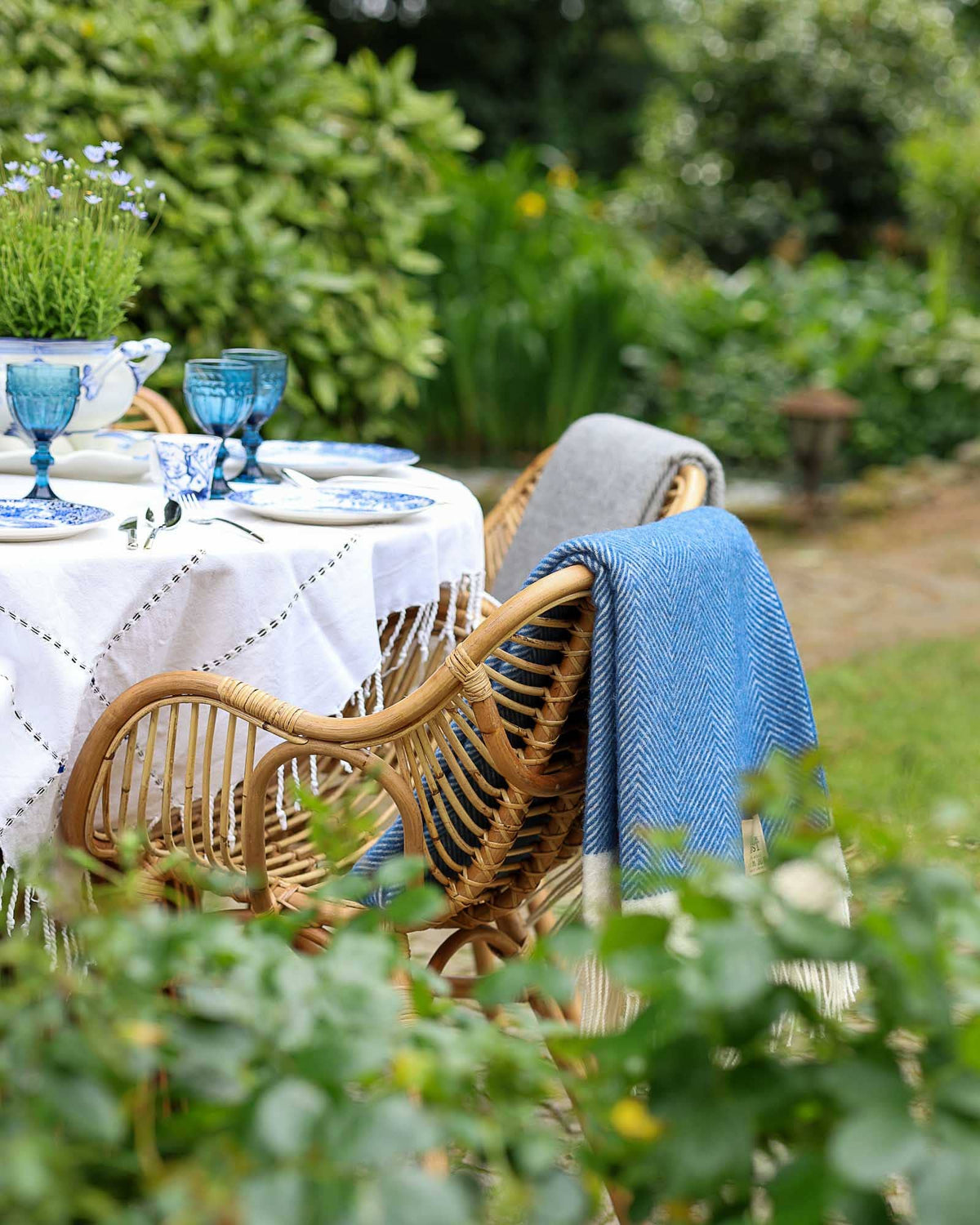 Wool Throw Blanket - Blue