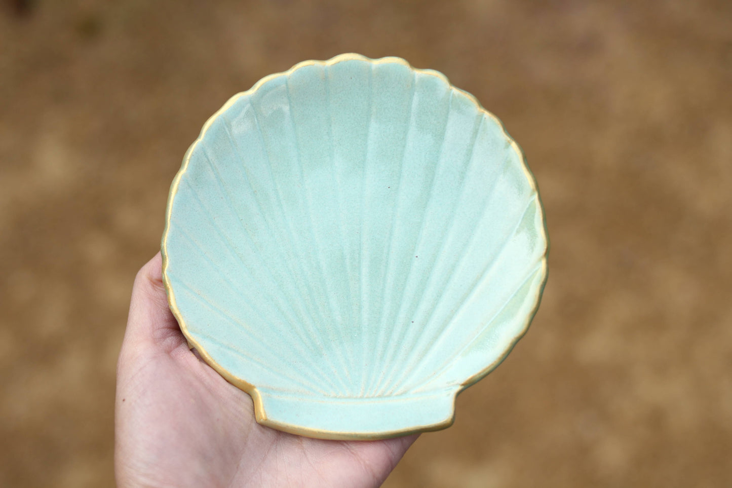 Handmade Ceramic Shell Dish – Gift Boxed